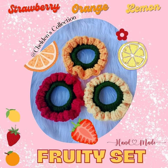₱100 each set